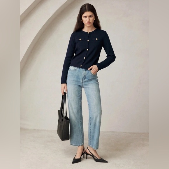 Elegant Navy Sweater with Ribbed Hem and gold buttons New SZ L ✨✨🔥🔥 - Picture 5 of 6